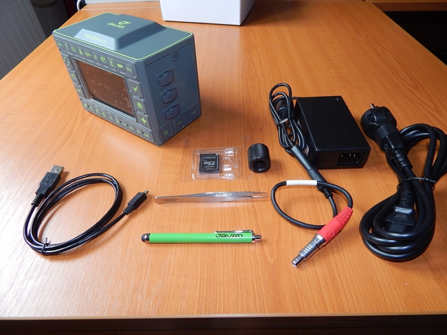 Triumph-LS kicsomagolva